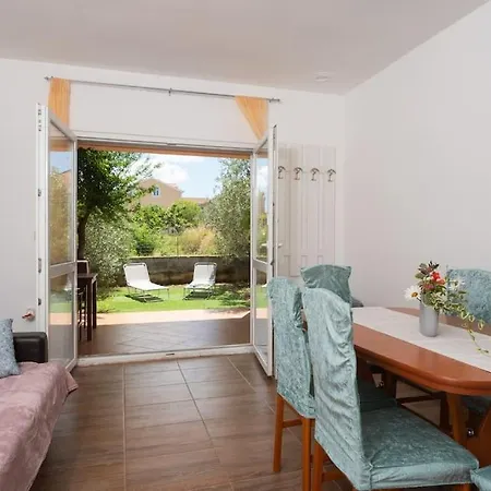 Nyaraló Whole Estate Just For You, 20m From Sandy *