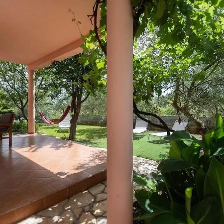 Nyaraló Whole Estate Just For You, 20m From Sandy