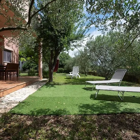 Сasa de vacaciones Whole Estate Just For You, 20m From Sandy Mrljane