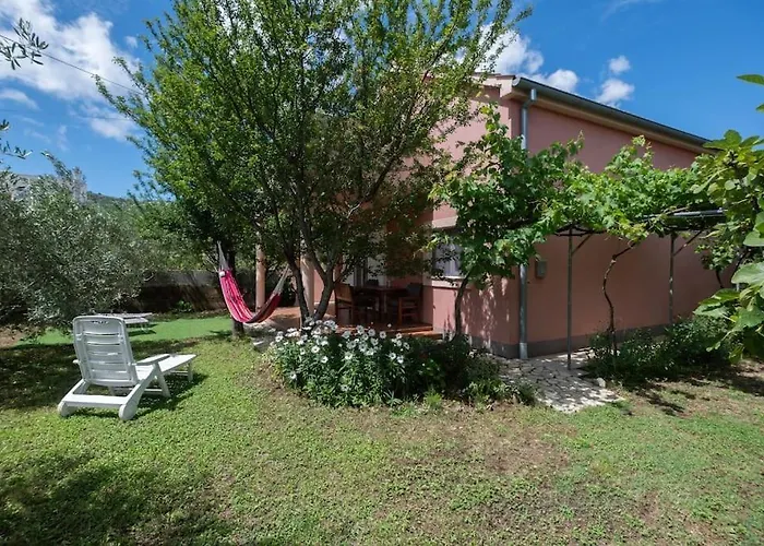 Whole Estate Just For You, 20m From Sandy Casa vacanze *
